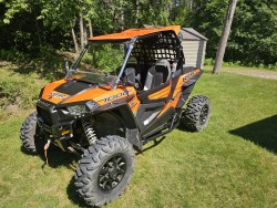 Polaris RZR XP 1000 Detail Image (2)